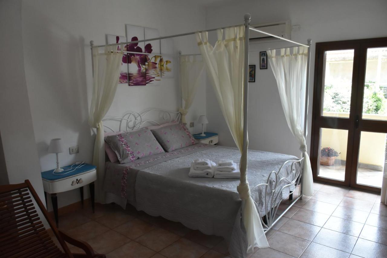 Bed&Breakfast Le petunie Bari Sardo Extérieur photo