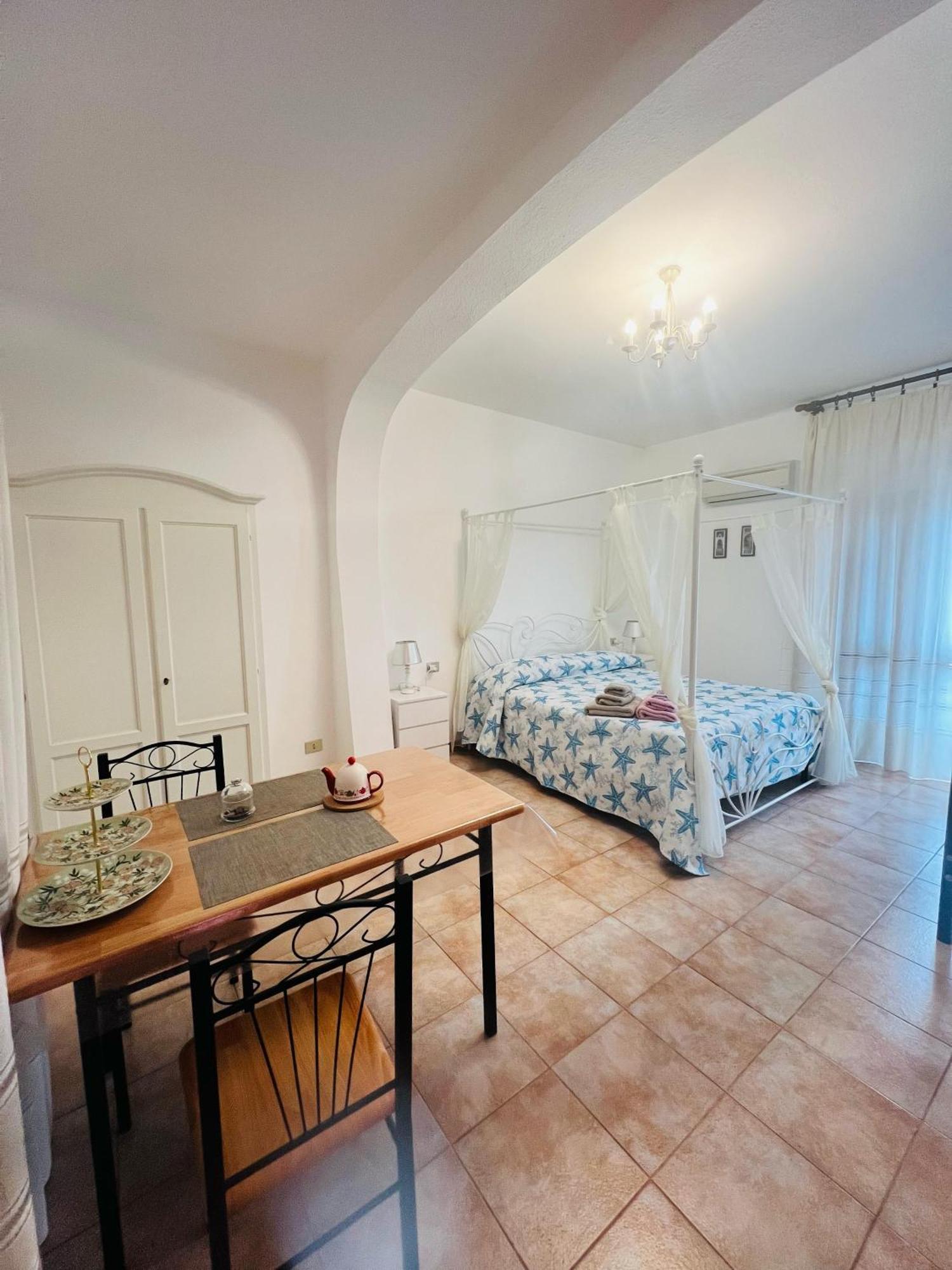 Bed&Breakfast Le petunie Bari Sardo Extérieur photo