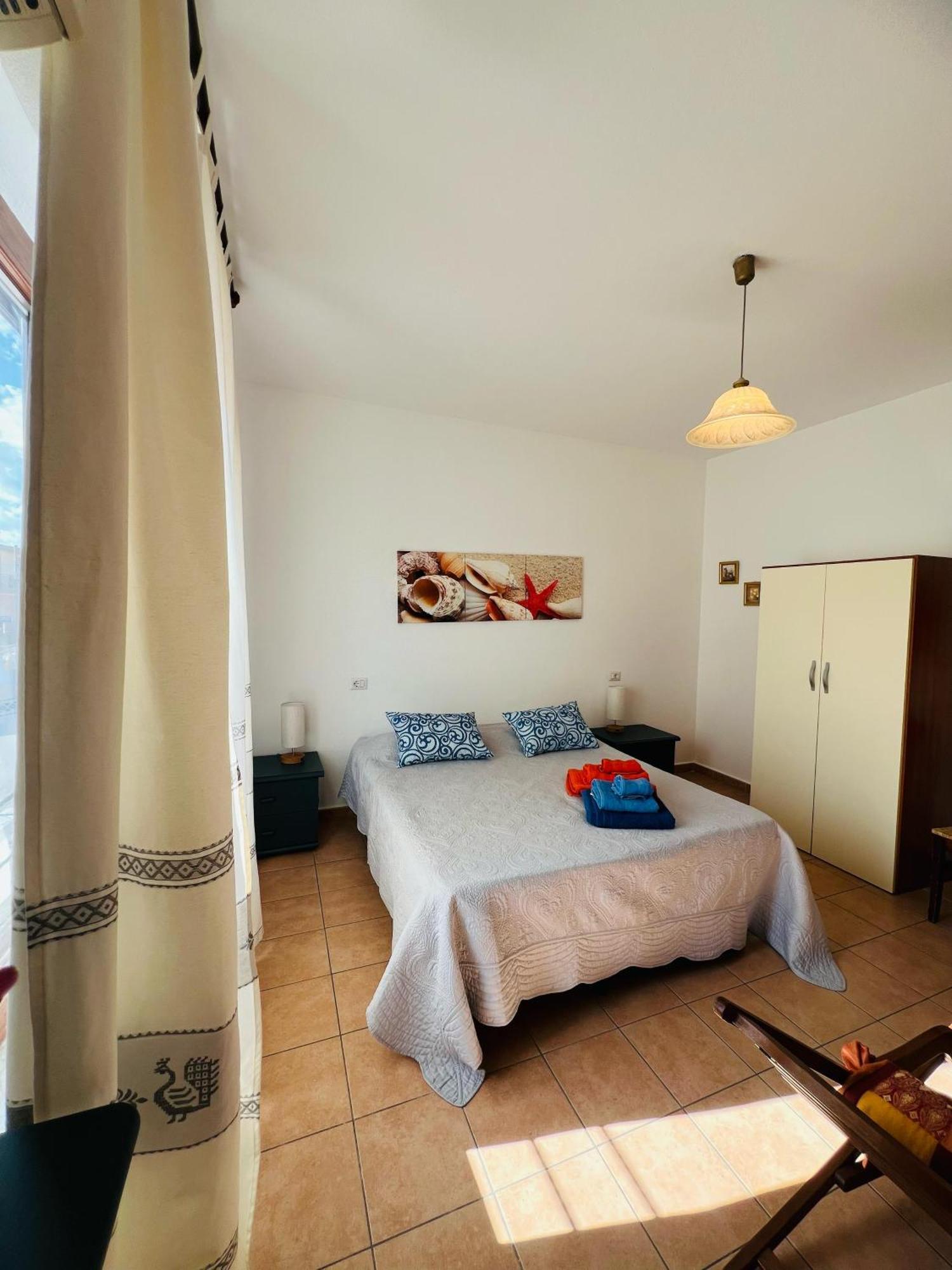 Bed&Breakfast Le petunie Bari Sardo Extérieur photo