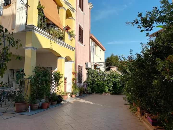 Bed&Breakfast Le petunie Bari Sardo Extérieur photo