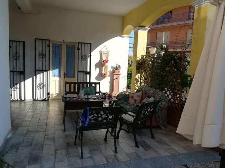 Bed&Breakfast Le petunie Bari Sardo Extérieur photo